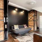 3 Bedroom Duplex Next To The Gates Of Dawn Vilnius