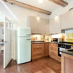 3 Bedroom Duplex Next To The Gates Of Dawn Vilnius