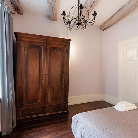 3 Bedroom Duplex Next To The Gates Of Dawn Vilnius