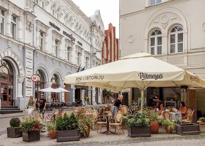 Butas 3 Bedroom Duplex Next To The Gates Of Dawn *