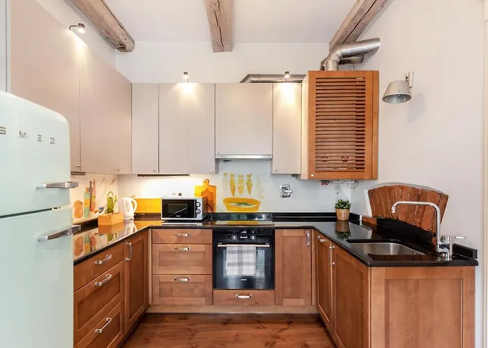 3 Bedroom Duplex Next To The Gates Of Dawn * Vilnius