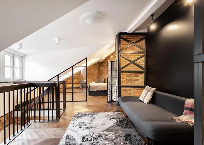 3 Bedroom Duplex Next To The Gates Of Dawn