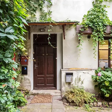 3 Bedroom Duplex Next To The Gates Of Dawn