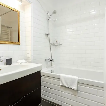 Апартаменты 3 Bedroom Duplex Next To The Gates Of Dawn Вильнюс